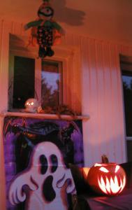 <img0*300:stuff/Jack%20Pumpkin%201.jpg>