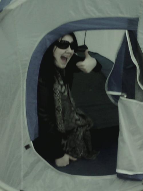 <img500*666:stuff/Me_mucking_about_in_a_tent_at_B%26M_xD.jpg>