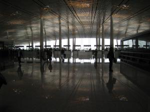 <img300*0:stuff/easterling_beijingairport.jpg>