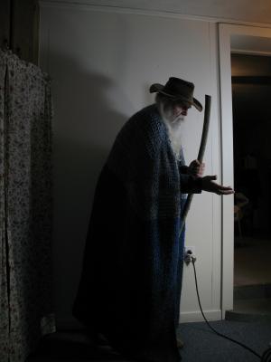 <img300*0:stuff/z/10620/Odin%2520Standing%25203-6-09/3-6-09%20088.jpg>