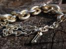 <img0*100:stuff/z/147496/Thick%2520Chain%2520Necklace.1/P8040087.JPG>
