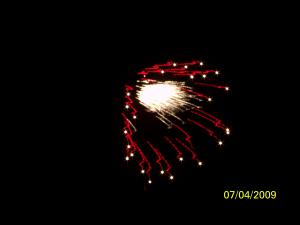 <img300*0:stuff/z/174525/fireaworks%2521%2521%2521%2521/i1246897743_1.jpg>