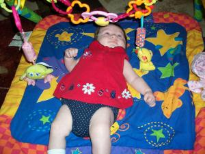 <img300*0:stuff/z/178728/Baby%2520reference/3%20e%202%20months%203.JPG>