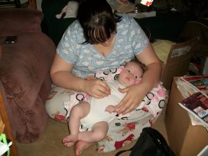 <img300*0:stuff/z/178728/Baby%2520reference/3%20e%202%20months%206.JPG>