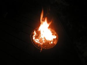 <img300*0:stuff/z/49339/Imbolc%2520Fire%25202upload/i1233632570_25.jpg>