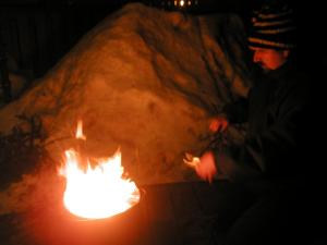 <img300*0:stuff/z/49339/Imbolc%2520Fire%25202upload/i1233632570_28.jpg>